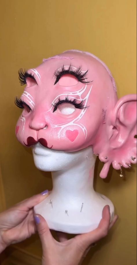 Melanie Martinez Portals Mask Tutorial, Portals Makeup Look, Melanie Martinez Mask Diy, Melanie Martinez Makeup Looks Portals, Portals Makeup Melanie, Portals Tour Makeup, Trilogy Tour Makeup Ideas, Melanie Martinez Portals Makeup, Mel Cosplay