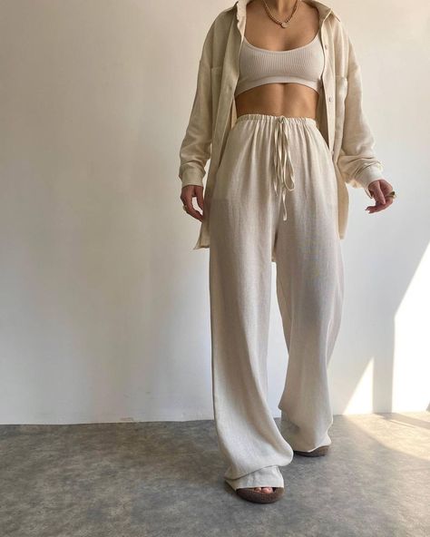 Brown Linen Pants Outfit, White Set Outfit, Brown Linen Suit, Beige Linen Pants Outfit, Handmade Suit, Linen Suits Women, Outfits Beige, Brown Linen Pants, Beige Linen Pants