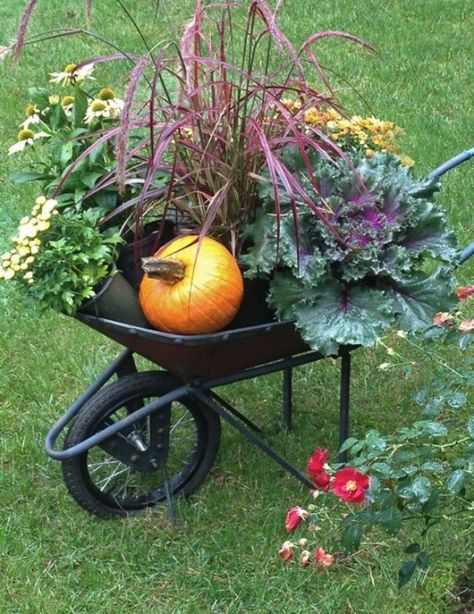 Ways to Decorate a Garden Cart or Wheelbarrow For Fall. Popular Pin Wheelbarrow Decor, Decorate Garden, Fall Yard Decor, Wheelbarrow Planter, Outside Fall Decor, Fall Container Gardens, Fall Gardening, Wheelbarrow Garden, Fall Containers