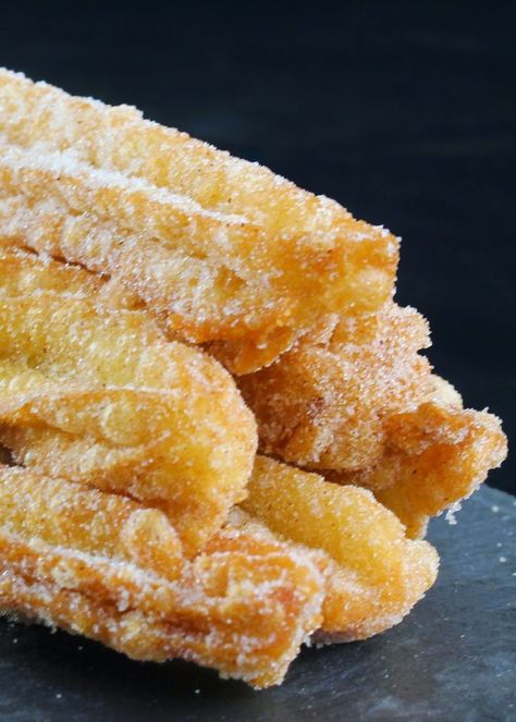 The Stay At Home Chef: Homemade Mexican Churros + Video Recipe Carnaval Food, Mexican Churros Recipe, Churros Recipes, Mexican Churros, Desserts Thanksgiving, Homemade Churros, Mexican Sweet Breads, Stay At Home Chef, Beaver Tails