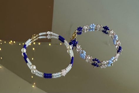 Seed Bead Bracelet Designs, Royal Blue Accessories, Diy Beaded Rings, Blue Beaded Bracelets, Bracelets Design, Beaded Necklace Diy, Blue Accessories, Seed Bead Bracelet, Beads Bracelet Design