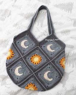 Half Moon Granny Square, Crochet Sun And Moon, Moon Granny Square, Moon Pattern, Colors Orange, Crochet Tote Bag, Crochet Tote, Crochet Stuff, Crochet Square