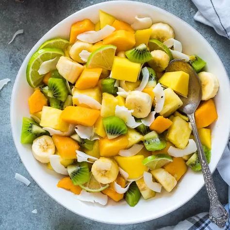 Fruit Salad With Coconut, Tropical Fruit Salad Recipe, Fruit Salad Ingredients, Tropical Fruit Salad, Fruit Soup, Fruit Salad Recipe, Tropical Food, Yellow Fruit, Fruit Salad Recipes