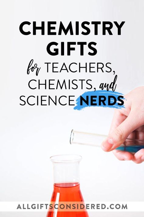 Here are the 21 best chemistry gifts. Perfect for professional chemists, science teachers, or your standard geek. #chemistrygifts #sciencegifts #geekgifts #nerdygifts #chemistgifts #scienceteacher Gifts For Chemists, Chemistry Gifts Teacher, Gifts For Chemistry Lovers, Gift For Science Teacher, Science Teacher Gifts Diy, Gifts For Chemistry Teachers, Science Gifts For Adults, Chemistry Gift Ideas, Gifts For Science Lovers