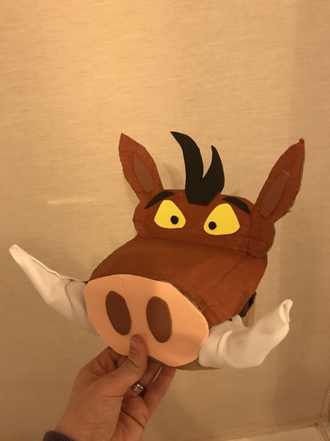 Fancy dress. Pumba head dress. Made from cardboard, painted & with adhesive foam. Lion King. Worn with brown leggings & tshirt with brown fur tail. Diy Timon And Pumba Costume, Lion King Dress Up, The Lion King Costumes Diy, Pumba Lion King Costume, Pumba Costume Diy, Diy Lion King Costumes, Timon And Pumba Costume, Lion King Costumes Diy, Pumba Costume