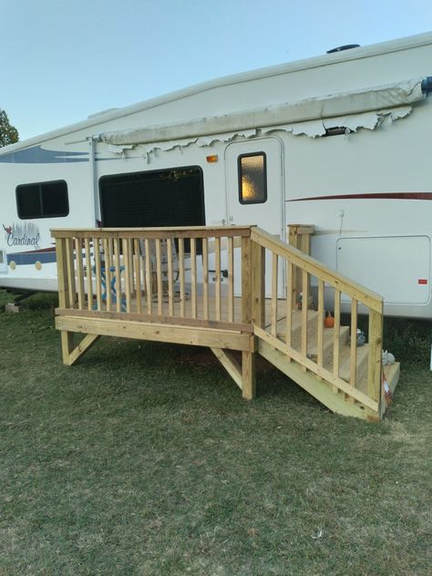 Camper Porch Ideas, Porch For Rv, Camper Porch, Rv Decks, Porch For Camper, Rv Deck, Rv Porch, Rv Shelter, Campsite Decorating