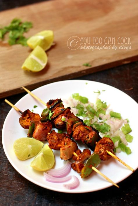 Mushroom Snacks, Mushroom Tikka, Chicken Tawook, Cucumber Salsa Recipe, Grilling Party, Paneer Curry Recipes, Shish Taouk, Lebanese Chicken, Paneer Curry