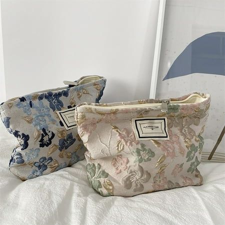 Description: Designed with French style flower embroidery, the large capacity makeup pouch is exquisite in both appearance and workmanship. You can take this cosmetic bag which can efficiently keep your items safe or prevent loosing when shopping, walking or travelling because of a zipper closure design. Made of canvas, it is hard-wearing and soft. The length of the cosmetic bag is 25cm, the width is 5cm and the height is 18cm. It is suitable for outdoors, travel, household, dresser, dorm, vacation, etc. Item Name: Cosmetic Bag Material: Canvas Features: Large Capacity, Zipper Closure, Embroidery Size Details: 25cm x 18cm x 5cm/9.84" x 7.09" x 1.97" (Approx.) Notes: Due to the light and screen setting difference, the items color may be slightly different from the pictures. Please allow sli Elegantes Makeup, Makeup Case Organization, Makeup Bag Organization, Elegant Makeup, Travel Storage Bag, Beauty Case, Travel Toiletries, Toiletry Bag Travel, Travel Cosmetic Bags