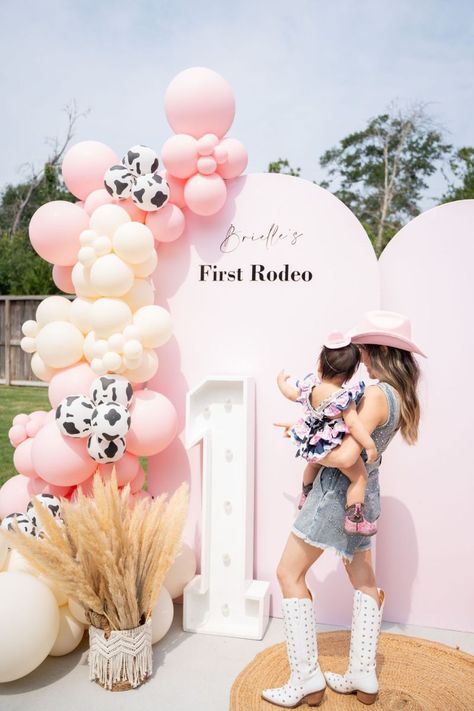 BABY's FIRST RODEO BIRTHDAY PARTY | The Livstyle Cow First Birthday Theme, Country 1st Birthday Girl, 1st Birthday Cowgirl Theme, Country First Birthday, Second Rodeo Birthday Party, First Year Birthday Theme, Not My First Rodeo 2nd Birthday, My 1st Rodeo Birthday, 1st Rodeo Birthday Party Girl