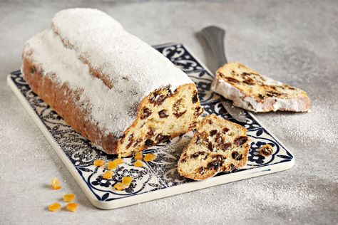 Moist and studded with apricots, candied ginger, and raisins, here's a classic recipe for gluten-free stollen mini loaves. Gluten Free Buckwheat Bread, Stollen Cake, Buckwheat Bread, Gluten Free Bagels, Gluten Free Carrot Cake, Making Bread, Candied Ginger, Mini Loaf, Gluten Free Cooking