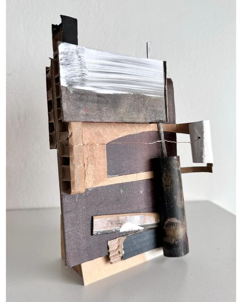 Tara Axford Mixed Media Artist (@tara.axford) • Instagram photos and videos Tara Axford, Over Worked, Sean Scully, Gel Plate, Magic Number, Artist Sketchbook, Gelli Plate, Artist Life, Printed Plates