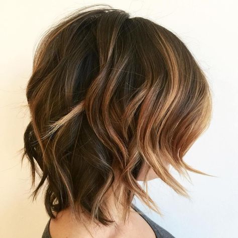 Medium Wavy Balayage Bob Brunette Highlights Lowlights Caramel, Wavy Balayage, Modern Shag Haircut, Brown Hair With Caramel Highlights, Balayage Bob, Brown Hair Shades, Hair 2022, Chocolate Brown Hair Color, Stacked Bob Haircut