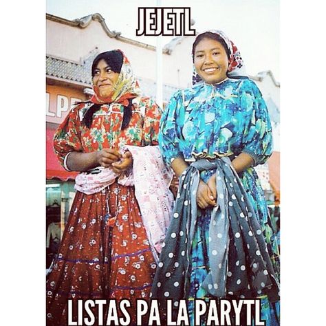 Listas para la #party #tl #memes Northern Mexico, Chihuahua Mexico, Folk Dresses, Hispanic Heritage, Mexican Culture, Native American Culture, Folk Costume, People Of The World, Traditional Dresses