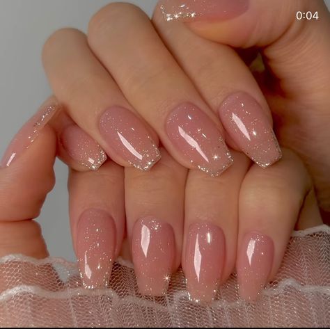 Pink Sparkle Nails, Hard Gel Nails, Silver Glitter Nails, Plain Nails, Pink Glitter Nails, Glitter Gel Nails, Classic Nails, Pretty Gel Nails, Soft Nails