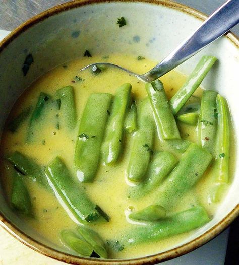 3 fantastic green bean recipes Runner Bean Recipes, Fresh Beans Recipes, Runner Beans Recipes, Bulgar Recipes, Allotment Recipes, Yellow Beans, Bean Varieties, Bean Recipe, Sustainable Eating