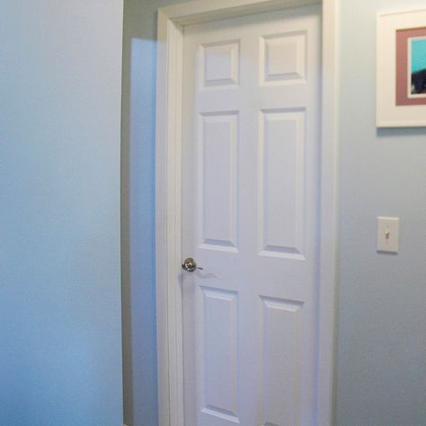 How to Replace an Interior Door Replacing Interior Doors, Diy Interior Doors, Wood Exterior, Hollow Core Doors, Wood Repair, Pantry Doors, Wooden Doors Interior, Rustic Barn Door, Interior Wood Doors