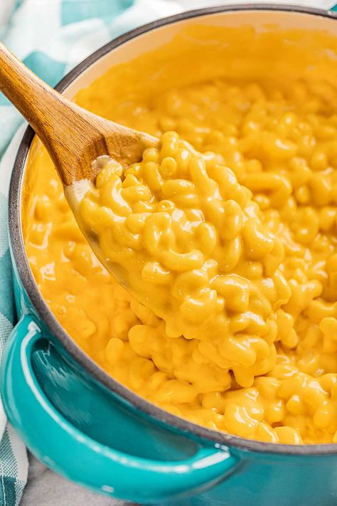 Simple Cheese Sauce, The Stay At Home Chef, Best Mac N Cheese Recipe, Classic Mac And Cheese, Baked Mac And Cheese Recipe, Bake Mac And Cheese, Stovetop Mac And Cheese, Easy Mac And Cheese, Stay At Home Chef