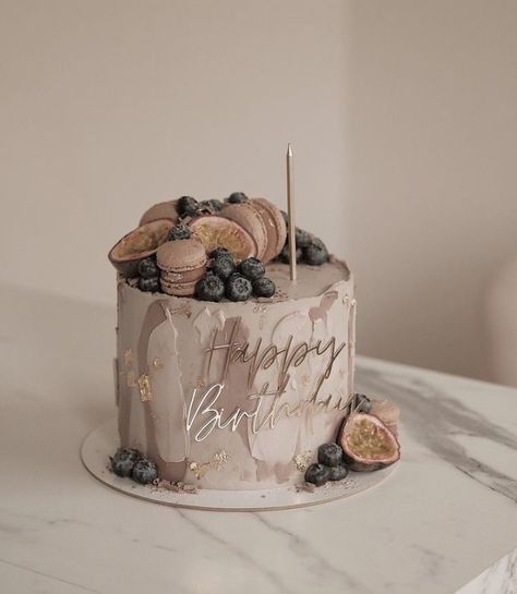 Simple Birthday Cake For Boyfriend, Simple Elegant Cake Designs, 25th Birthday Cake For Him, Birthday Cake Modern, Mini Cakes For Boyfriend, September Cake, Boyfriend Birthday Cake, 70 Birthday Cake, Your Birthday Your