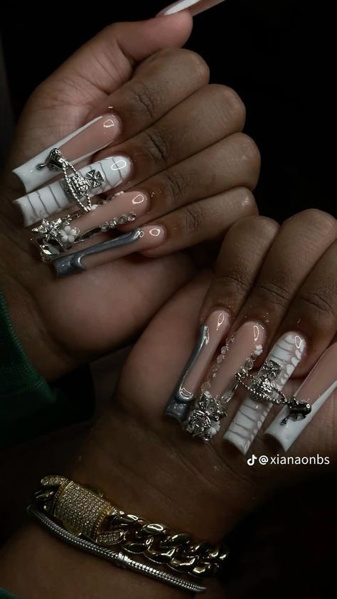 Long Acrylic Nails Extra, Extra Baddie Nails, Acrylic Nails Extra, Bougie Nails, 18th Ideas, Nail Designs Bling, Bad And Bougie, Bad Nails, Feather Nails