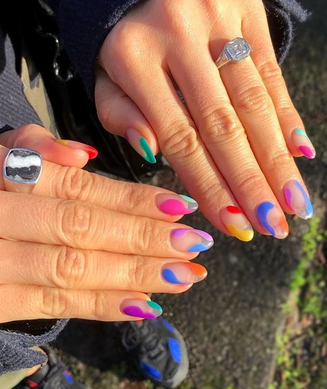 Best Summer Nails, 3d Acrylic Nails, Palm Tree Nails, Sea Nails, Abstract Nails, Bright Summer Nails, Abstract Nail Art, Summer Nails Colors, Oval Nails