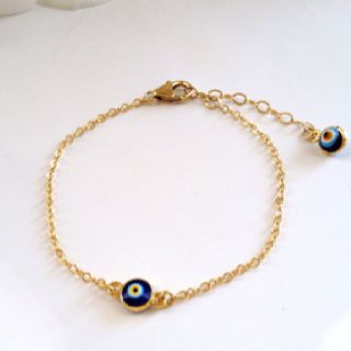 Gold Filled Evil Eye Chain Bracelet by Mooti Designs Evil Eye Art, Gold Bracelet Chain, Eye Art, Evil Eye, Delicate Bracelet, Chain Bracelet, Gold Vermeil, Gold Chains, Gold Filled