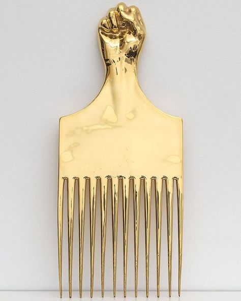 Carlos Rolón I We The People, 2017 I 24 karat gold plated bronze I Edition of 10 I 10 x 4 1/4 in #art #sculpture #originalart Afro Jewelry, Straight Photography, Afro Comb, Afro Pick, Vintage Hair Combs, 24 Karat Gold, We The People, Business Hairstyles, African Diaspora