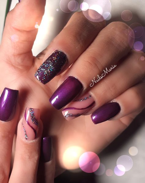 Viola e glitter Nails Glitter, Glitter Nails, Nail Design, Nail Designs, Glitter, Nails, Quick Saves, Design