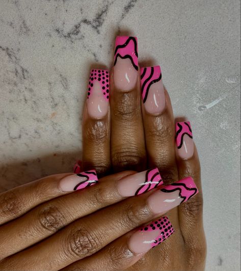 Hot Pink And Black Nails, Nicki Concert, Pink And Black Nails, Happy Nails, Dope Nail Designs, Unique Nails, Dream Nails, Dope Nails, Square Nails