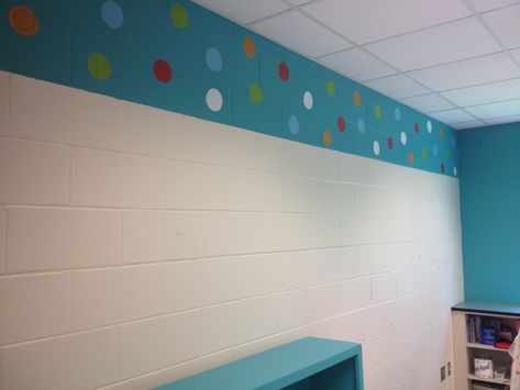 Wall Painting Colors, Classroom Walls Paint, Classroom Decor Middle, Middle School Classroom Decor, Cinder Block Walls, Classroom Decor High School, Teal Wall Art, Classroom Makeover, Painting Colors