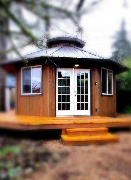 Octagonal Love with Lou Wood Yurt, Studio Tiny House, Yurt House, Yurt Kits, Building A Yurt, Tiny House Kits, Yurt Home, Octagon House, Yurt Living