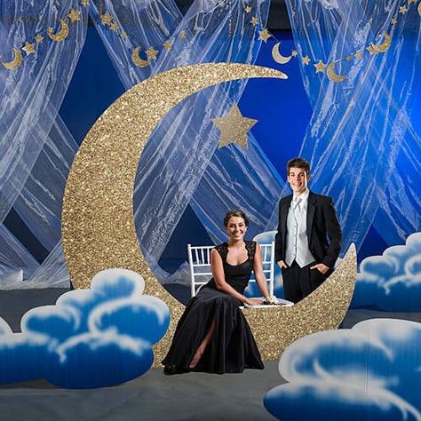 Starry Night Prom, Photo Setting, Dance Decor, Middle School Dance, Hanging Clouds, Starry Night Wedding, Prom Themes, Dance Themes, Back Photo