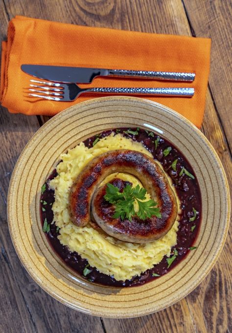 Sausages with Mustard Mash and Red Wine & Onion Gravy - Ainsley Harriott Red Onion Gravy, Mustard Mash, Sausage And Mash, Red Wine Gravy, Veggie Sausage, Tv Chefs, Onion Gravy, Veggie Stock, How To Eat Better