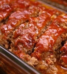 Simple Meatloaf, Brown Sugar Meatloaf, Good Meatloaf Recipe, Best Meatloaf, Easy Meatloaf, Loaf Recipes, Meatloaf Recipes, Beef Dishes, Meat Dishes