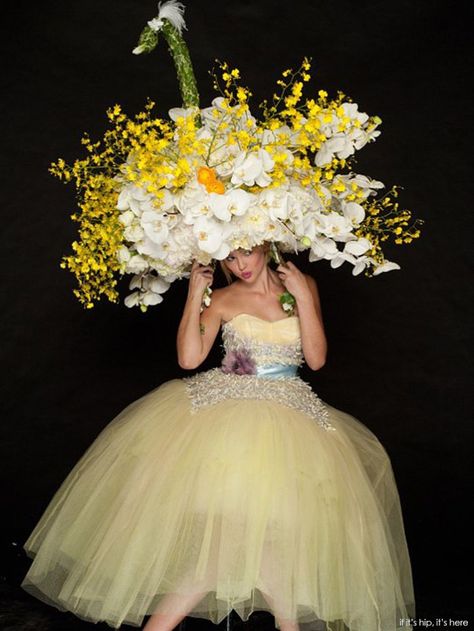 Tantawan Bloom, Junk Kouture, Preston Bailey, Floral Headdress, Easter Bonnet, Crazy Hats, Easter Parade, Floral Hat, Floral Event Design