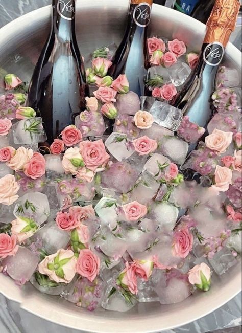 Garden Tea Party Wedding Receptions, Lady’s Tea Party, Fruit For A Tea Party, High Tea Party Aesthetic, 21st Tea Party Ideas, Bridal Tea Shower Ideas, French Country Party Decor, Diamond Of The Season Bridgerton Party, Bridgeton Tea Party