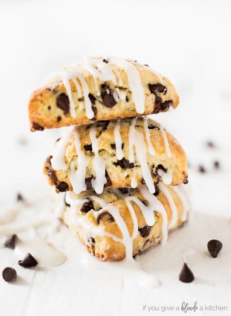 two bite chocolate chip mini scones stack of three with glaze Choc Chip Scones, Mini Scones, Chocolate Chip Scones, Best Brunch Recipes, Banana Bread Muffins, Breakfast Pastries, No Bake Snacks, Baking Blog, Scone Recipe