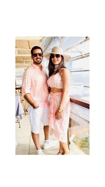 Label Snigdha kapoor shared a post on Instagram: "Peach tie dye coord-set 🌷 . Get yourself coordinated resort wear . To place your order DM or WhatsApp us @9971767771 . . . #labelsnigdhakapoor #coordset #coordinatedoutfits #couplegoals #coupleoutfits #resortwear #vacationmode #vacationvibes #summercollection #summerclothes #cottoncoordsets #beachwearcollection #thesnikaaffair #couplereels". Follow their account to see 231 posts. Indian Wedding Sari, Coordinated Outfits, Peach Tie, Coordinates Outfits, Reception Saree, Saree With Belt, Coord Sets, Summer Tie Dye, Wedding Sari