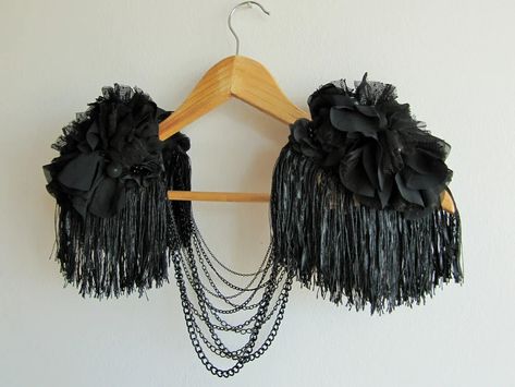 Chain Ruffle Tulle Beaded Shoulder Epaulettes Handmade Party - Etsy Turkey Shoulder Jewellery, Handmade Chain Jewelry, Shoulder Epaulettes, Shoulder Jewelry, Wedding Dresses With Straps, Fashion Mood Board, Black Fringe, Black Chain, Tulle Lace