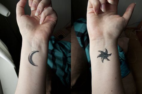 Moon-and-Star by TheMinttu Morrowind Tattoo, Elder Scrolls Tattoo, Skyrim Tattoo, I Am Whole, Tattoo Board, Tattoo Now, Star Tattoo, Aesthetic Tattoo, Sister Tattoos