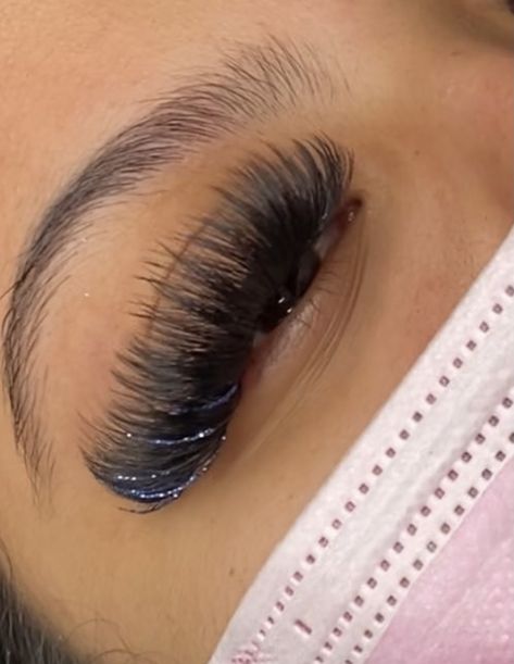 Lashes With Sparkles, Volume Lash Extensions With Glitter, Crazy Lash Extensions, Sparkle Lash Extensions, Eyelash Extensions With Glitter, Lash Extensions With Glitter, Christmas Lash Extensions, Lash Extensions Styles With Color, Glitter Eyelash Extensions