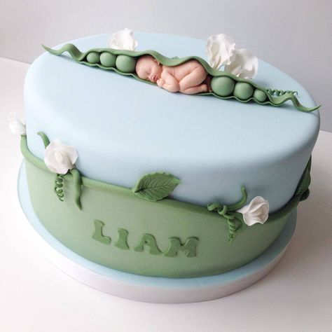 Torturi Baby Shower, Gateau Baby Shower, Fondant Baby, Baby Boy Cakes, Baby Birthday Cakes, Just Cakes, Novelty Cakes, Cakes For Boys, Fancy Cakes