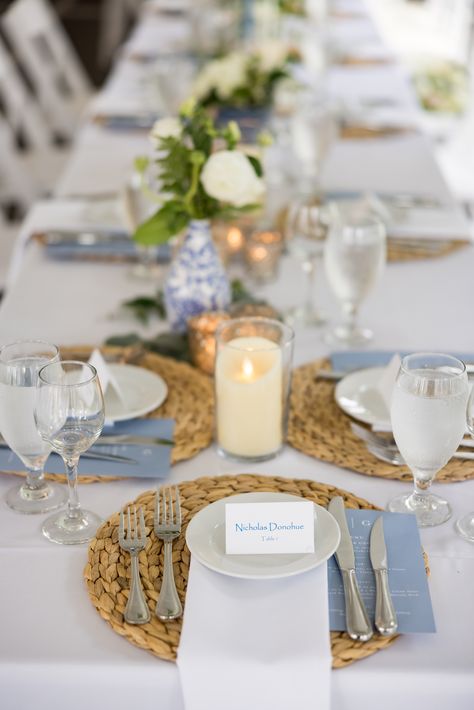 In expensive wedding chargers, you can easiliy resell. Perfect for a coastal wedding. Wedding Woven Placemats, Wicker Charger Plates Table Settings, Wicker Charger Wedding, Rattan Placemats Table Settings Wedding, Wicker Placemats Wedding, Rattan Chargers Table Setting, Coastal Wedding Tablescape, Wedding Place Mats, Coastal Dinner Party