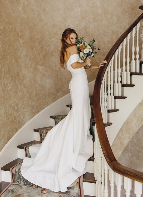 Off the Shoulder Wedding Gown | Bridal Portrait on Grand Staircase at the Estate at Cherokee Dock Lakeside Wedding Ceremony, Off The Shoulder Wedding Gown, Wedding Stairs, Wedding Ceremony Pictures, Prom Photoshoot, Bride Pictures, Bridal Shower Photos, Bridal Prep, Bridal Pictures