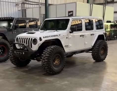 Four Door Jeep, Jeep Photos, Custom Jeep Wrangler, Atv Riding, Jeep Jeep, Jeep Jl, Dream Cars Jeep, Custom Jeep, Offroad Jeep