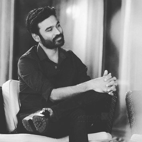 A Dashing click of #Dhanush !” Dhanush Images, Trend Music, Hd Cover Photos, Digital Painting Photoshop, Love U Mom, Prabhas Pics, Bruce Lee Photos, Vijay Actor, Black And White Images