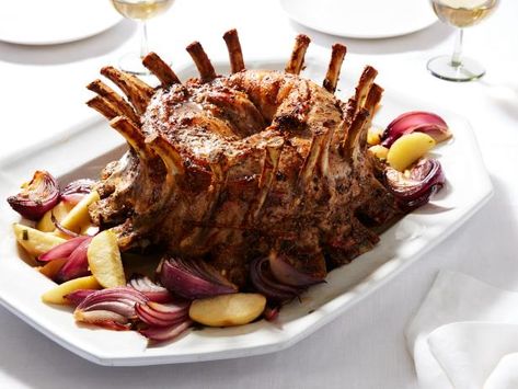 Celebrate Christmas with friends, family and festive recipes. What could be merrier than that?! Crown Roast Pork, Crown Pork Roast, Pork Crown Roast, Desserts Party Ideas, Crown Roast Of Pork, Crown Roast, Desserts Party, Best Christmas Recipes, Roast Pork