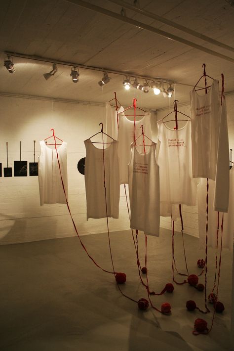 Fashion Installation, Fabric Installation, C Art, Decoration Vitrine, Red String, Art Curator, Metal Hangers, Sculpture Installation, Art Textile