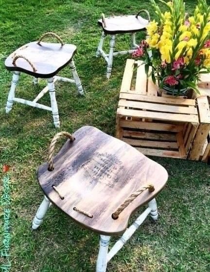 Repurposed Chairs, Upcycled Furniture Before And After, Antiquing Furniture Diy, Old Bookshelves, Diy Furniture Chair, Repurposed Art, Upcycled Furniture Diy, Chair Parts, Chair Ideas