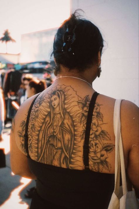 Virgencita Back Tattoo, Our Lady Tattoo, Chicana Aesthetic Tattoos, Feminine Mexican Tattoos, Guadalupe Back Tattoo, Virgin Mary Back Tattoo Women, Latina Tattoo Ideas Mexican Art, Virgen De Guadalupe Tattoo Ideas Women, Oldies Tattoo Ideas