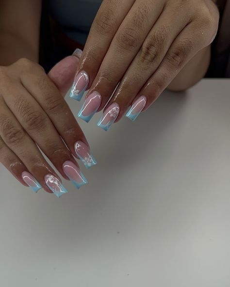 Ocean blue 🩵 Frank Ocean Nails, Ocean Nails, Frank Ocean, Ocean Blue, Blue Ocean, Nail Inspo, Aesthetic Pictures, Nails, Blue